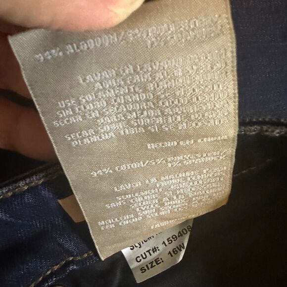 NWT Kut from the Kloth high rise Ana fab ab flare 16w - Picture 6 of 14